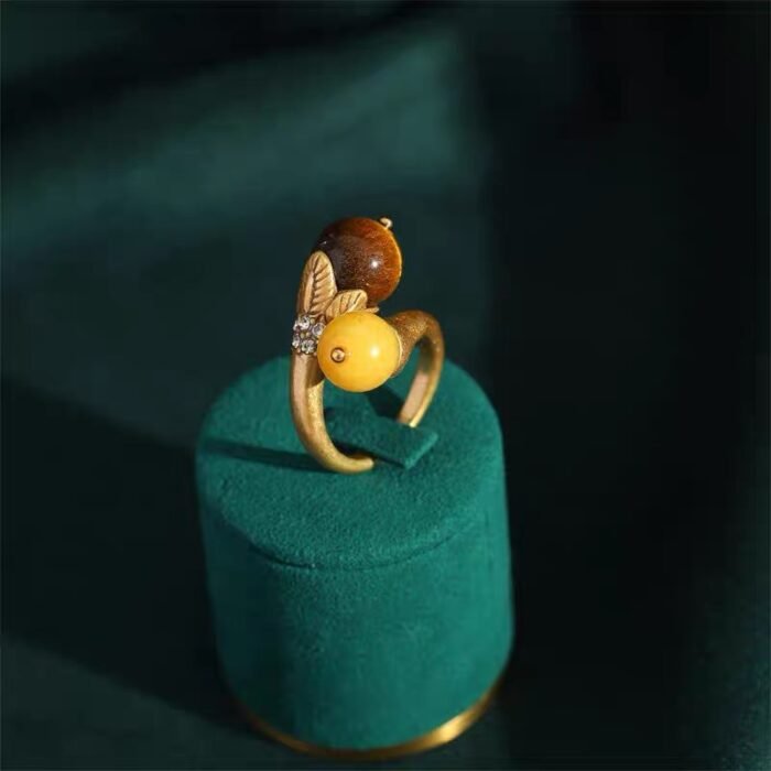 Vintage Cat's Eye Stone & Yellow Agate Aged Gold Ring - Image 2