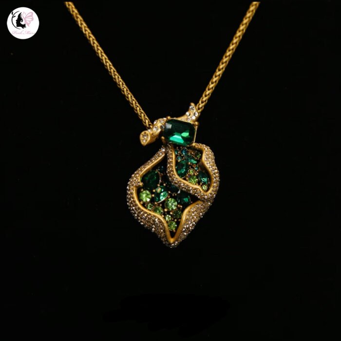 Antique Vintage Emerald Jewelry Set - Image 4