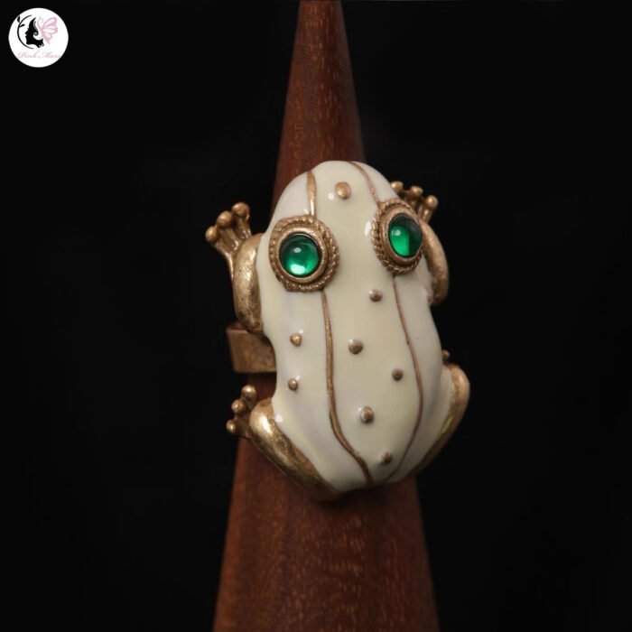 Vintage Copper Alloy White Enamel Frog Ring