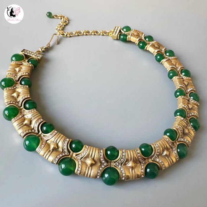 Vintage Gold Green Agate Stone Necklace