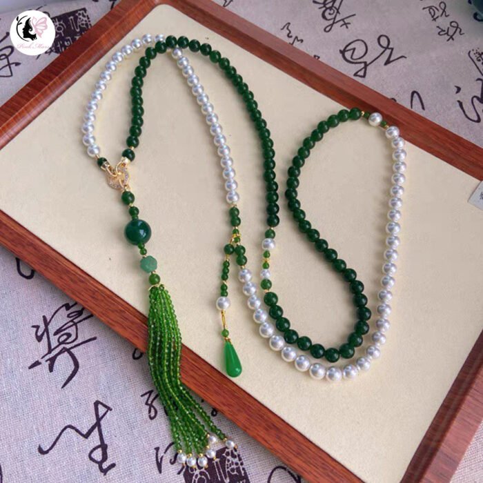 Vintage Green Glass Bead and Pearl Tassel Necklace