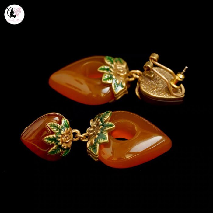 Vintage Orange Resin Heart Earring - Image 2