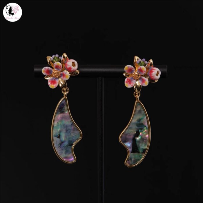 Vintage Hand-Painted Enamel Flower Abalone Shell Pendant Earrings